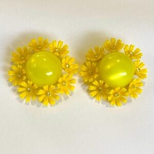 Vintage Yellow Flower Rhinestone Clip-on Earrings